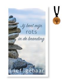 Lief gebaar  Jij bent mijn rots ....Boompje